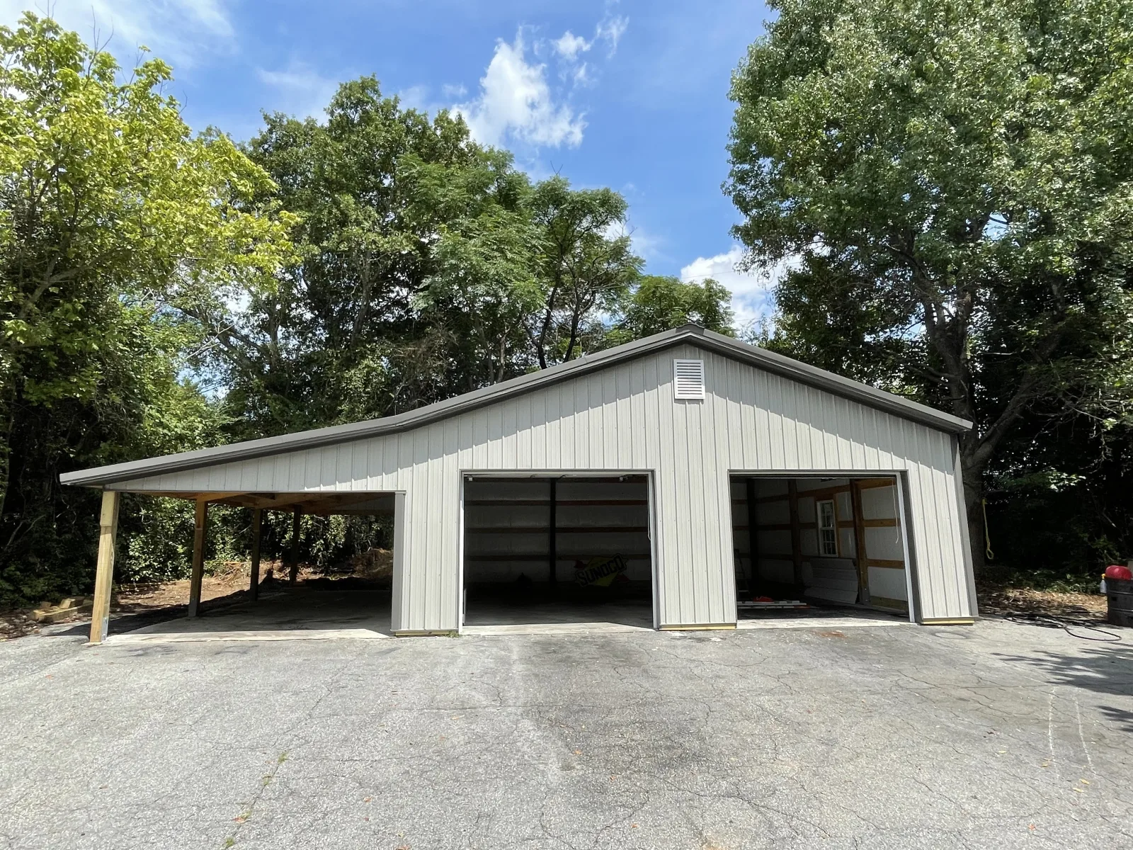 Pole Barn Shops and Workshops by Hoover Building Systems, serving South Carolina and North Carolina